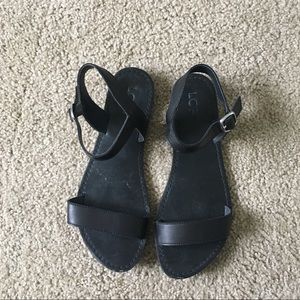 Loft sandals